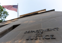 சர்வதேச தரகராக அமெரிக்க நீதிமன்றத்தை எதிர்கொள்ளும் ஆஸ்திரேலியர்