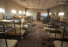 நைஜீரியாவில் கடத்தப்பட்ட 25 பாடசாலை மாணவிகள்