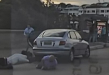 Bondi துப்பாக்கிதாரிகளுடன் சண்டையிட்ட மேலும் இரண்டு ஹீரோக்கள்