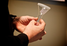 விந்தணு தானம் செய்பவரால் 200 குழந்தைகள் ஆபத்தின் விளிம்பில்