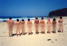 ஆஸ்திரேலிய கடற்கரைகளில் நிர்வாணமாக இருப்பது தவறா?